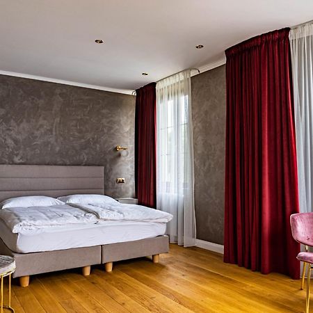 Rosso Aparthotel Michalovce Exterior photo